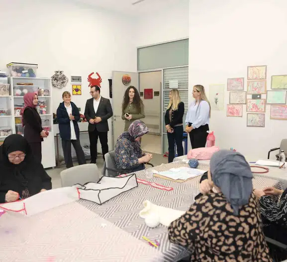 Rus yetkilinin Bursa hayranlığı: Osmangazi'nin sosyal modeli Kazan'a taşınacak