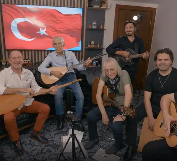 MÜYORBİR yönetiminden Cumhuriyet'in 103'üncü yılına sanatsal imza: Hep bir ağızdan söylediler