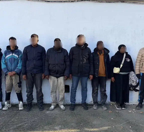 Edirne sınır hattında kaçak geçiş operasyonu: 23 kişi yakalandı