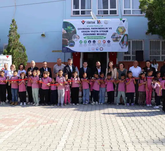 Arsuz'da Bilim Rüzgarı: Miniklerin Çevre ve Teknoloji Yolculuğu Başladı