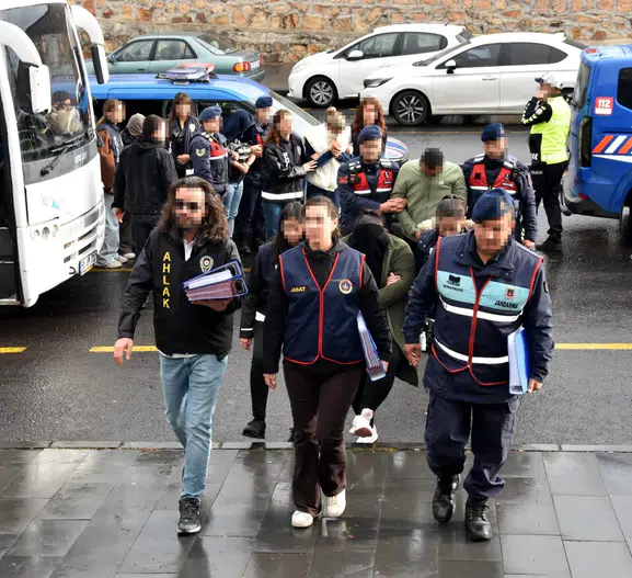 Dokuz ilde eş zamanlı düğmeye basıldı: Fuhuş şebekesine ağır darbe