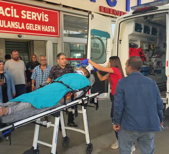 Kozan'da talihsiz kaza: Emekli uzman çavuş yaşam mücadelesi veriyor
