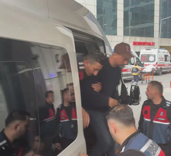 Ünlü isimlere uyuşturucu operasyonu 17 kişi gözaltında
