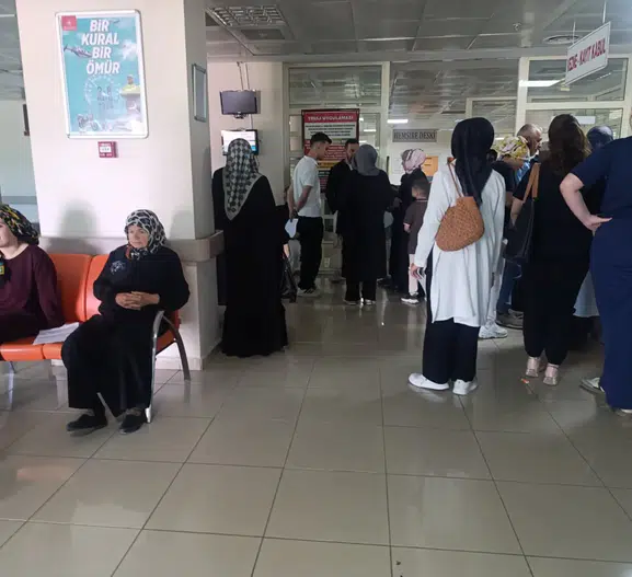Bursa'da bayram ziyareti zehirlenme vakasıyla gölgelendi