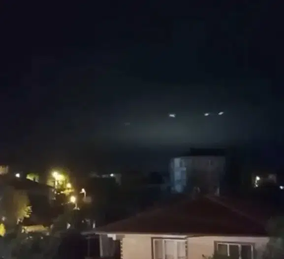 Sakarya semalarında görülen gizemli ışıklar herkesi şaşırttı