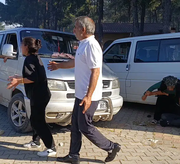 Kahramanmaraş'ta parkta huzursuzluk çıkaran grup polis müdahalesiyle dağıtıldı