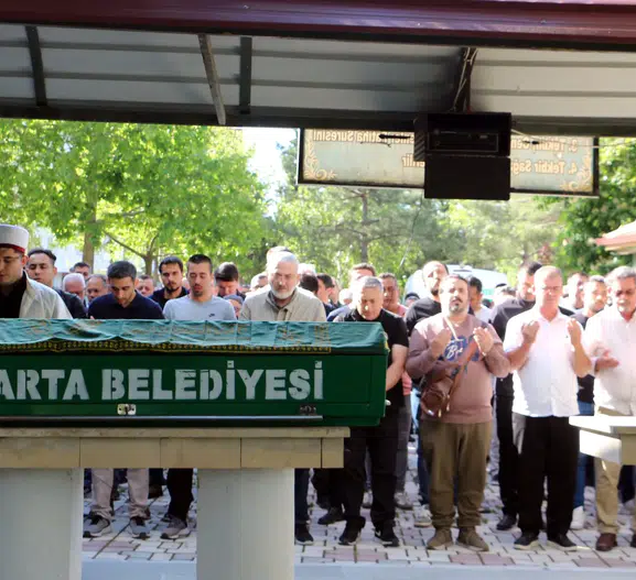 Isparta acı kaybının yasını tutuyor