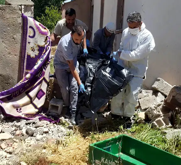 Kahramanmaraş'ta yalnız yaşayan adam evinin bahçesinde ölü bulundu
