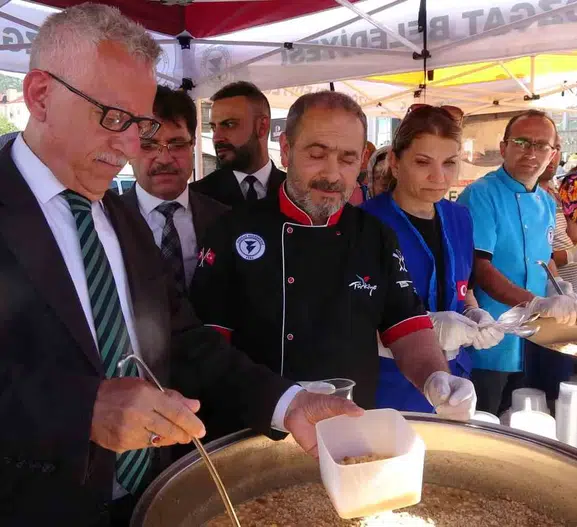 Yozgat meydanında Muharrem bereketi