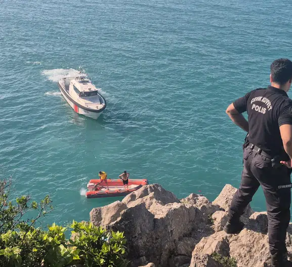 Zonguldak'ta balık tutarken denize düşen 67 yaşındaki adam hayatını kaybetti