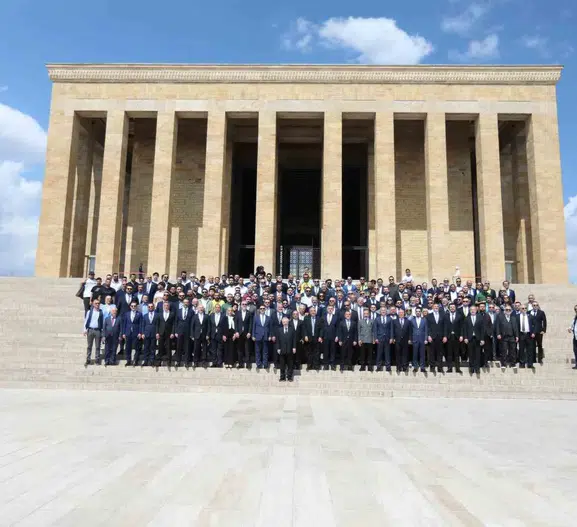 Aziz Yıldırım seçim öncesi Ankara mesaisinde