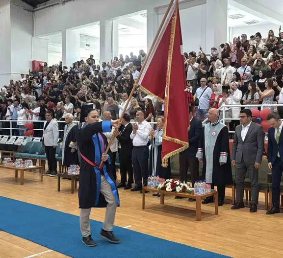 Alaplı’da 290 genç okuluna veda etti