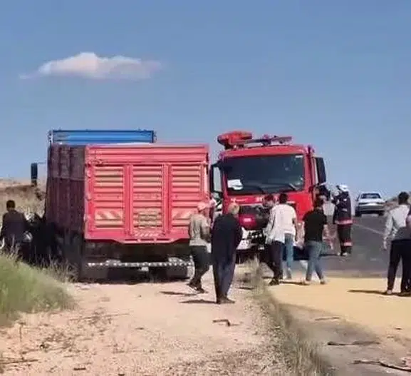 Viranşehir yolunda ağır kaza 3 kişi hayatını kaybetti
