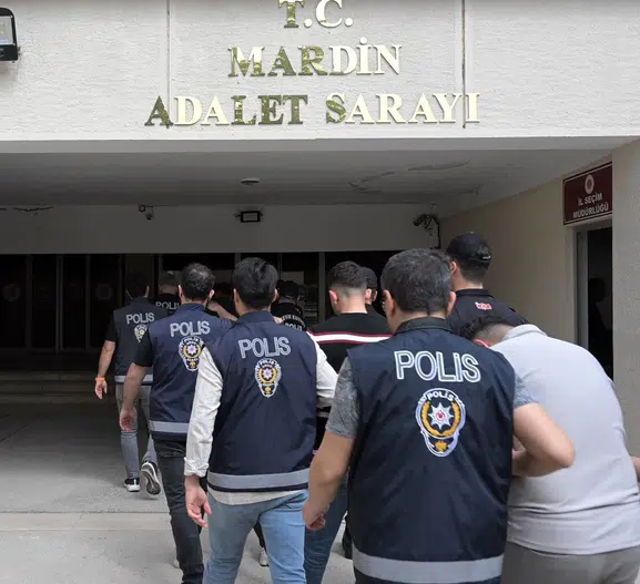 Mardin merkezli dolandırıcılık çetesine operasyon yapıldı
