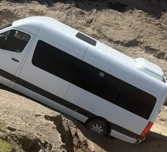Bitlis'te mahsur kalan öğrencilere İl Özel İdaresi yetişti