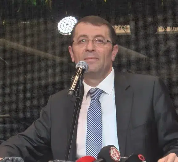 Kayseri Vali Yardımcısı Şenol Esmer geçirdiği kalp krizi sonucu vefat etti