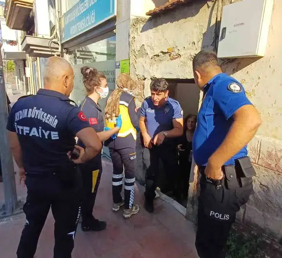 Aydın'da ev yangınına kendi müdahale eden kadın elinden yaralandı