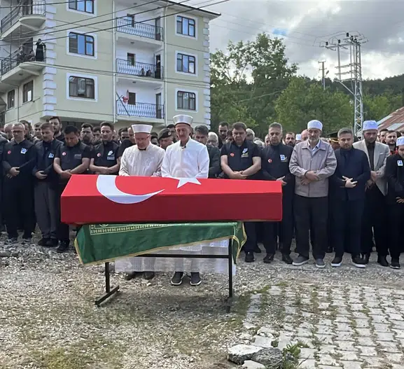 Bolu evladını gözyaşlarıyla son yolculuğuna uğurladı