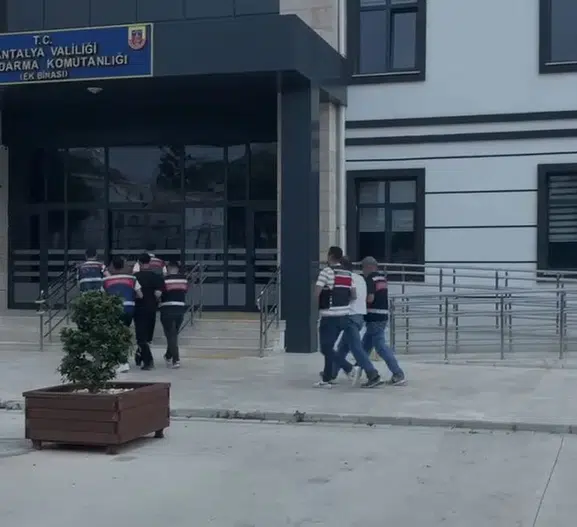 Antalya merkezli dev bahis operasyonunda 8 milyar liralık vurgun ortaya çıktı