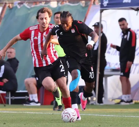 Erciyes kampında futbol mesaisi golsüz bitti