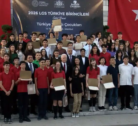 LGS birincilerine İstanbul’dan tam destek