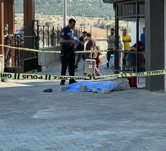 Kütahya'da balkondan düşen yaşlı kadın hayatını kaybetti