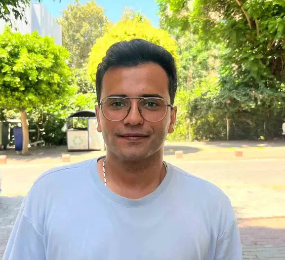 Alanya'da vicdansızlık kamerada Kediyi havaya fırlatıp gitti