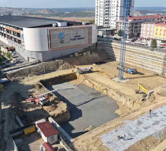 Sultangazi’ye dev spor kompleksi Gençler için yeni merkez açıldı