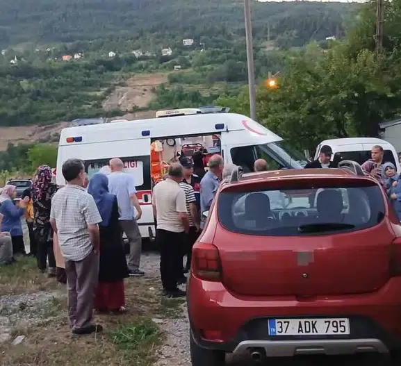 Kastamonu İnebolu yolunda freni boşalan araç dehşet saçtı