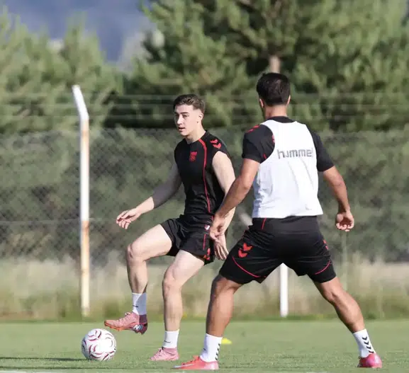 Sivasspor yeni sezon için sahaya indi