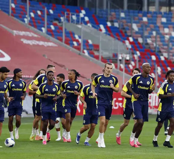 Fenerbahçe Polonya deplasmanı için son provasını yaptı