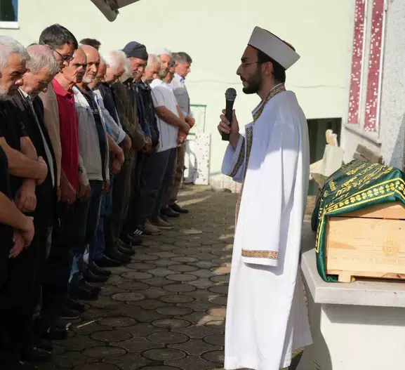 Kırklareli'nde parkta vurulan 4 yaşındaki Öykü Naz hayatını kaybetti