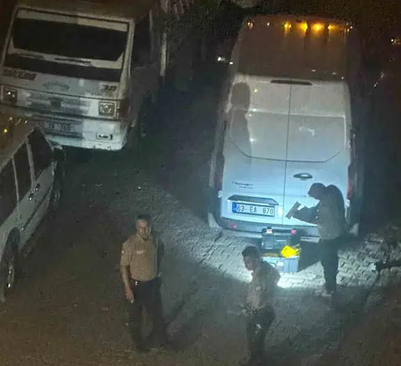 Siverek’te gece yarısı gerginliği iki kişiyi hastanelik etti