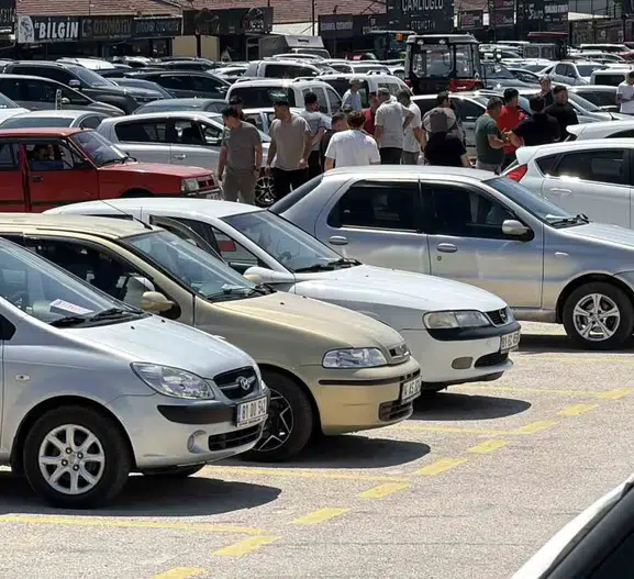 Bolu oto pazarında alıcı bekleyişi boş çıktı
