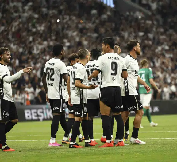 Beşiktaş Avrupa arenasında zayıf rakibini rahat geçti