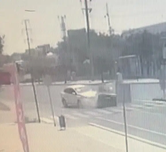 Çorlu'da ters yön kazası kameraya yansıdı