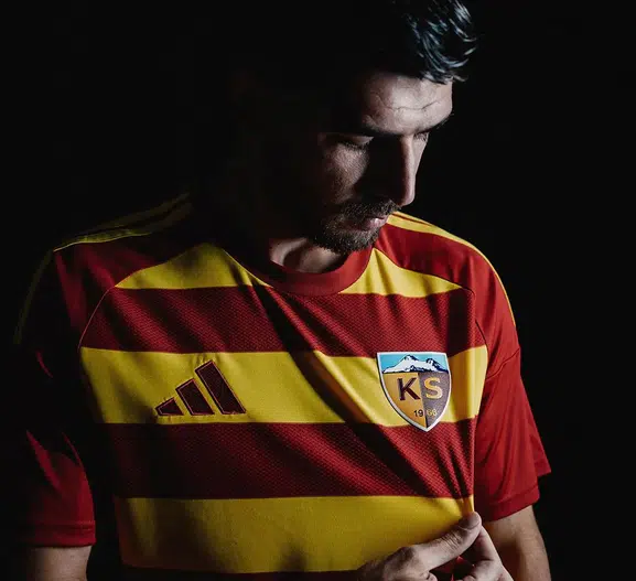 Kayserispor savunma hattını Fethi Özer ile güçlendirdi