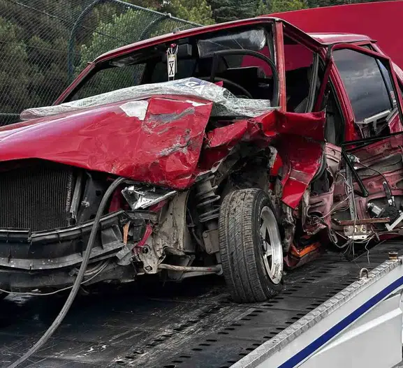 Sapanca'da trafik kazası ulaşımı kilitledi