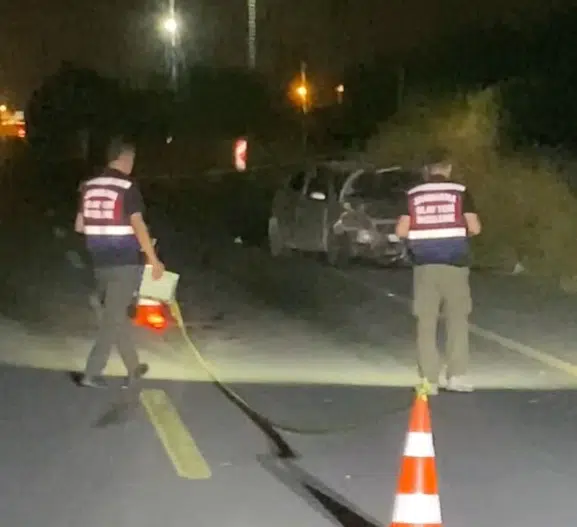 Gece yarısı karşıdan karşıya geçerken canından oldu