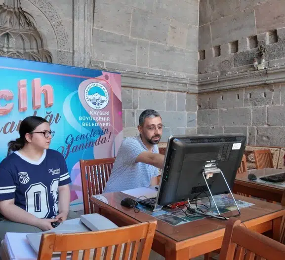 Kayserili gençler tercih döneminde uzman desteğiyle geleceğini planladı