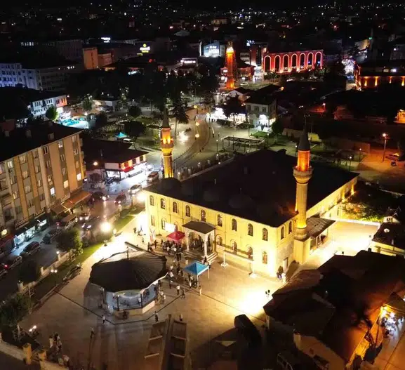 Çorum’da kandil gecesi camiler doldu taştı