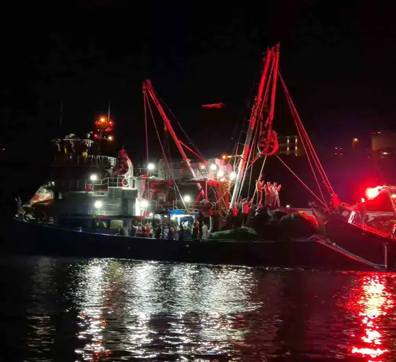 Tekirdağ’da denizlerin bereketi için geri sayım bitti: Limanda balık kuyruğu