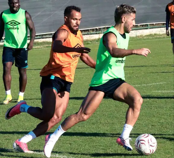 Erzurumspor Ankara deplasmanı için sahaya indi