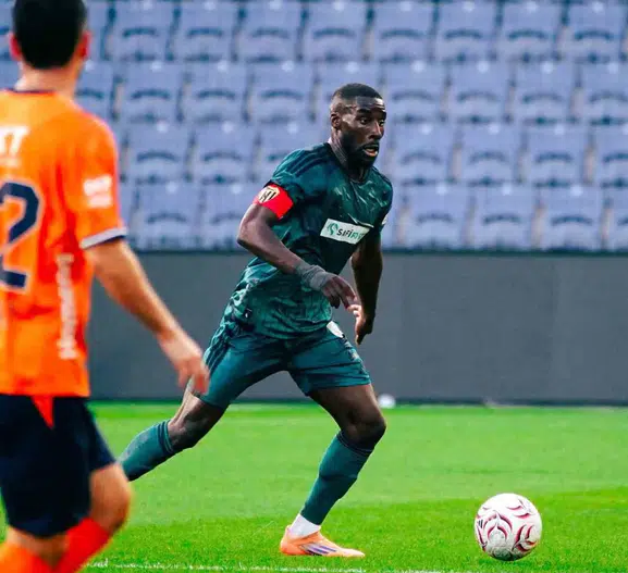 Başakşehir sezonu evinde galibiyetle açtı