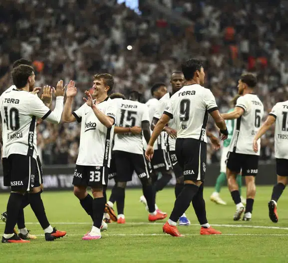 Beşiktaş Avrupa kapısını araladı