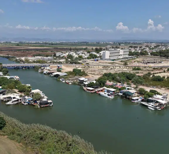 Antalya’nın doğası kaçak barakalar ve lağım tehdidi altında