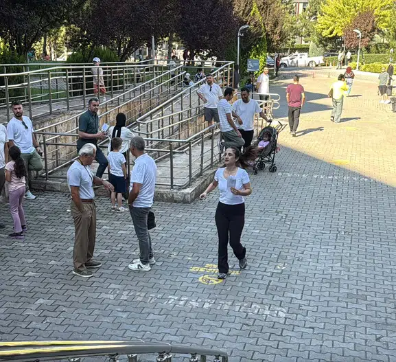 Sınav salonunda nefes kesen anlar: Kapılar kapandıktan sonra gelenler büyük üzüntü yaşadı