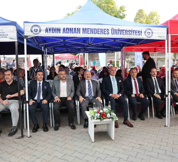 Demokrasi şehidi Adnan Menderes memleketinde dualarla yad edildi
