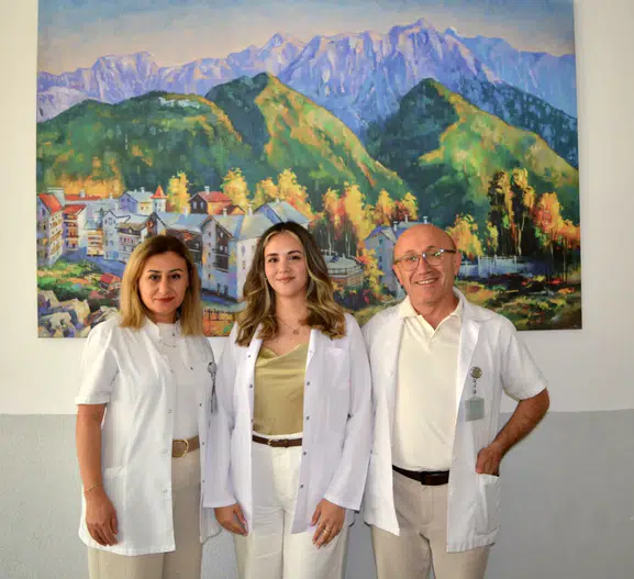 Çocukluğunun geçtiği hastane koridorlarında şimdi o şifa dağıtıyor