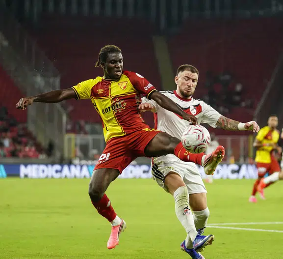 Göztepe'de kabus dolu başlangıç: İstikrar ararken disiplin kriziyle sarsıldılar